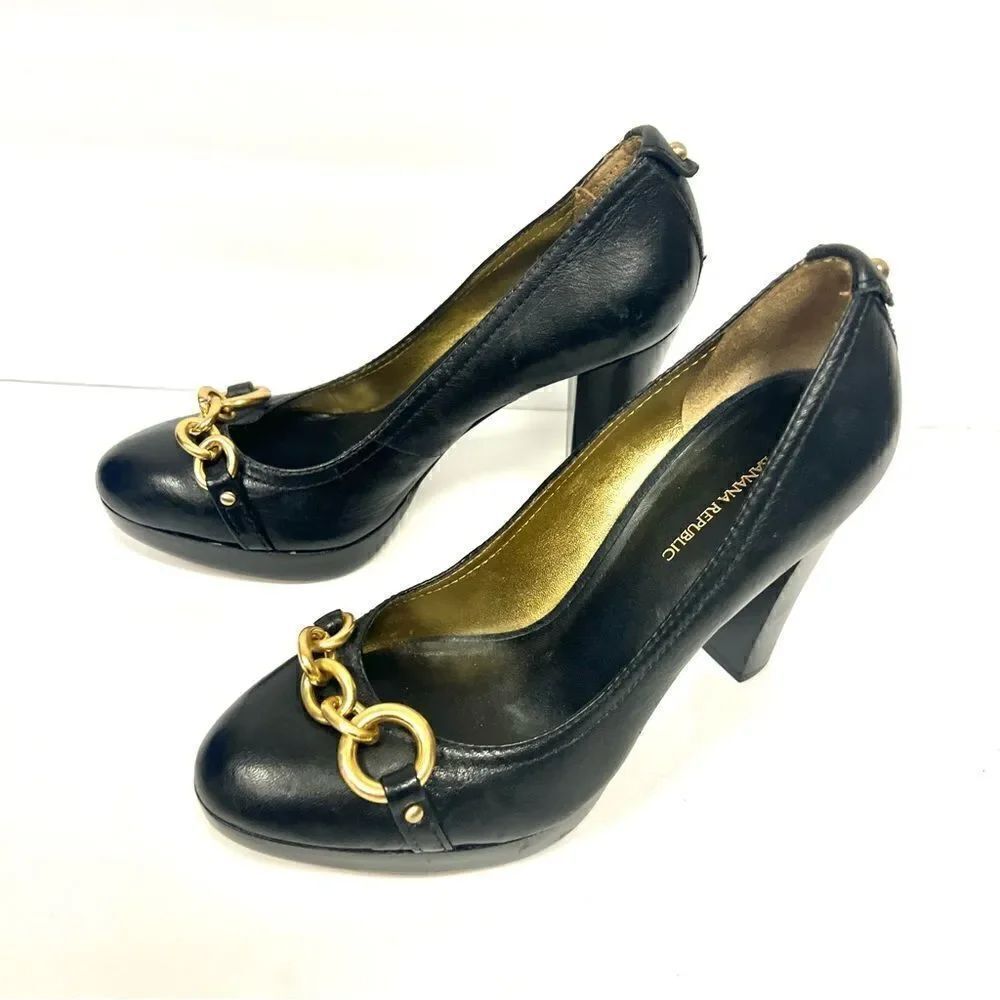 Banana Republic platform leather heels w chains Sz 7